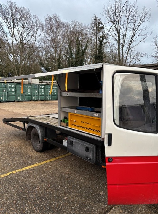 Support Vans Image Re-Size